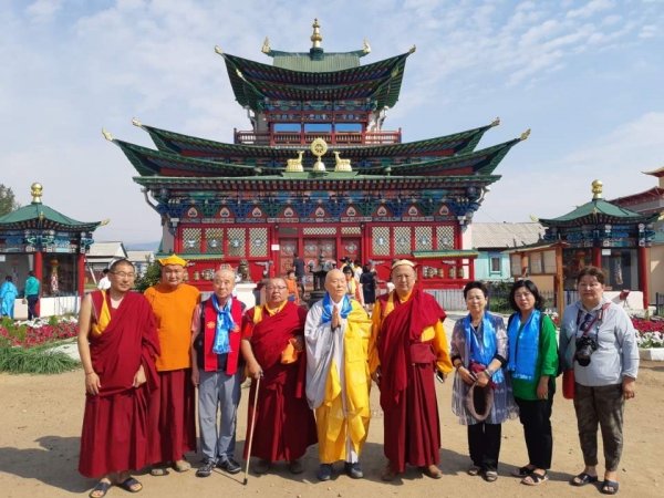 러시아 부랴트공화국 이볼긴스키 닷산 러시아 불교 전통승가회 라마들과