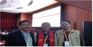 학술대회의 통역을 맡은 몽골의 신진학자들