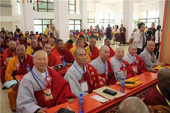 11차 아시아불교평화회의에 참석한 태고종 스님들.