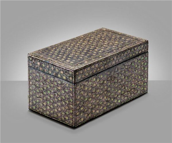 나전국화넝쿨상자(고려시대).