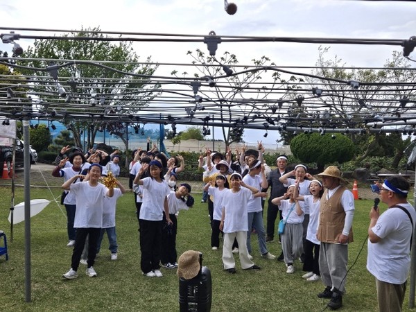 다양한 행사로 진행된 템플스테이 장면.