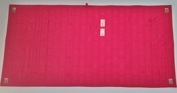 한국불교태고종 소속 지상 스님이 만든 가사도 출품돼 눈길을 끈다.